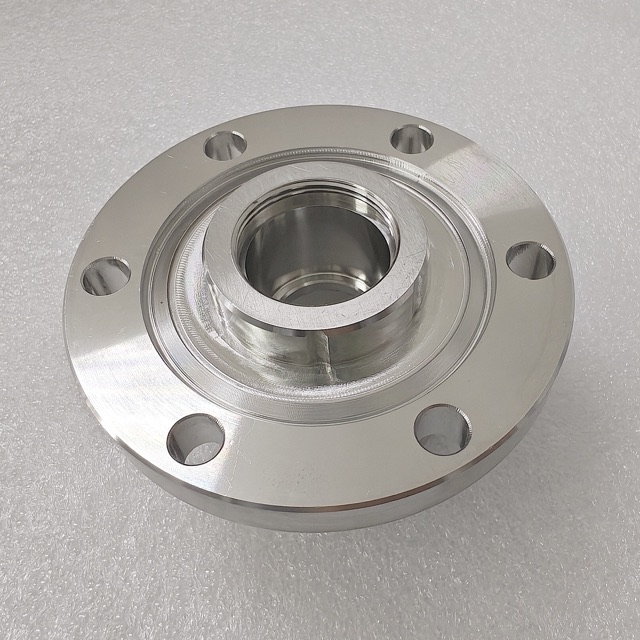 Custom stainless steel precision component manufactured by Maisi Precision.