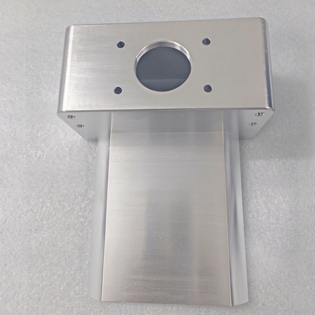 Custom stainless steel precision component manufactured by Maisi Precision.