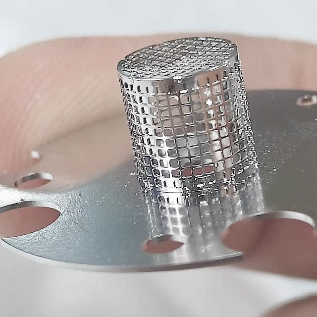 Custom stainless steel precision component manufactured by Maisi Precision.